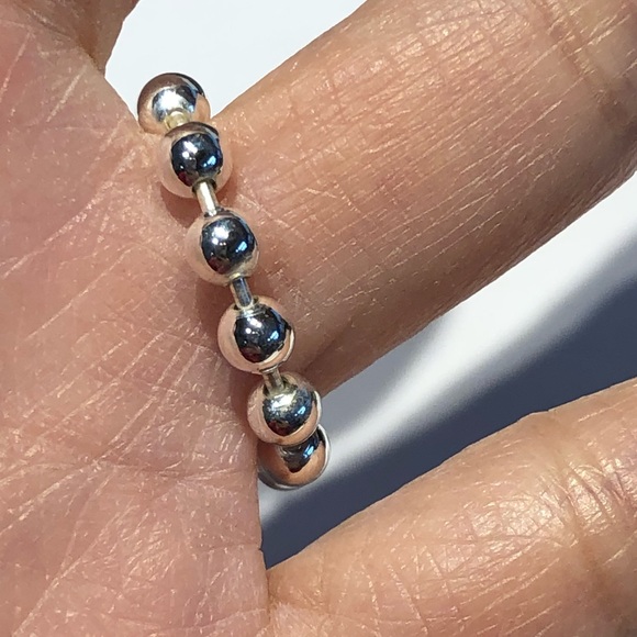 GUCCI Sterling Silver Toggle Heart Ring - Picture 5 of 8